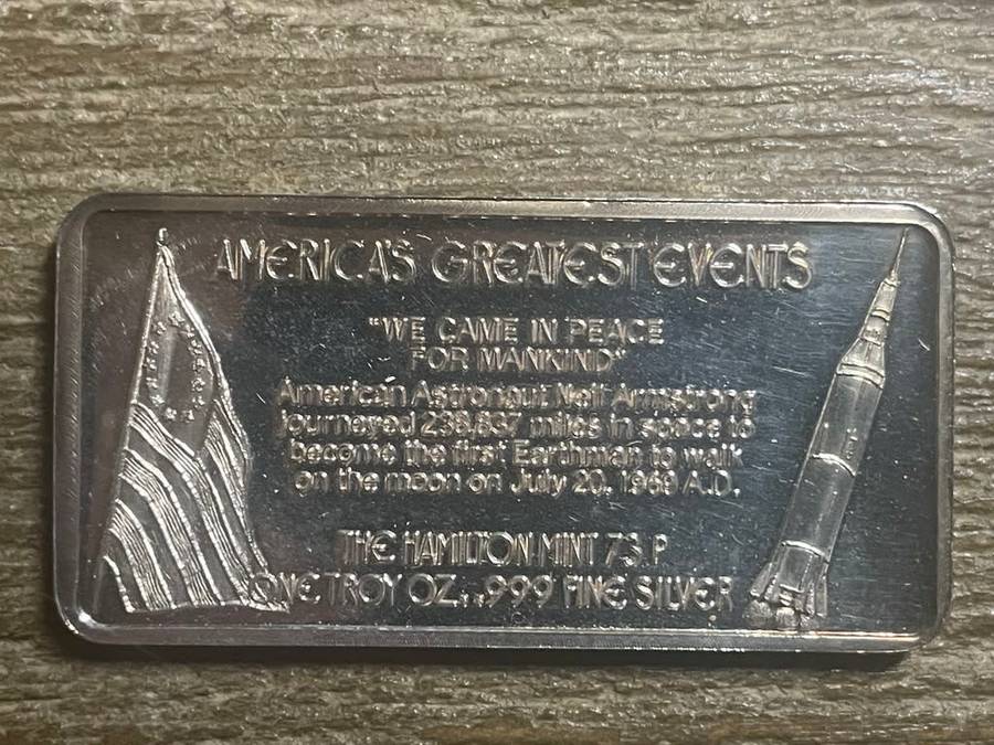 Silver 1 oz *** Landing on the moon *** 1976 Hamilton Mint do your research