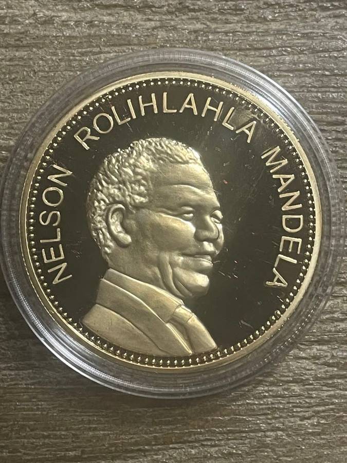 Mandela Medal *** no date *** Commemorative