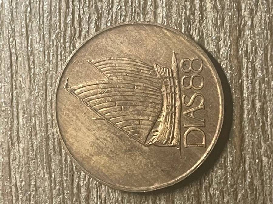 medal  *** Dias 88  *** collect medals