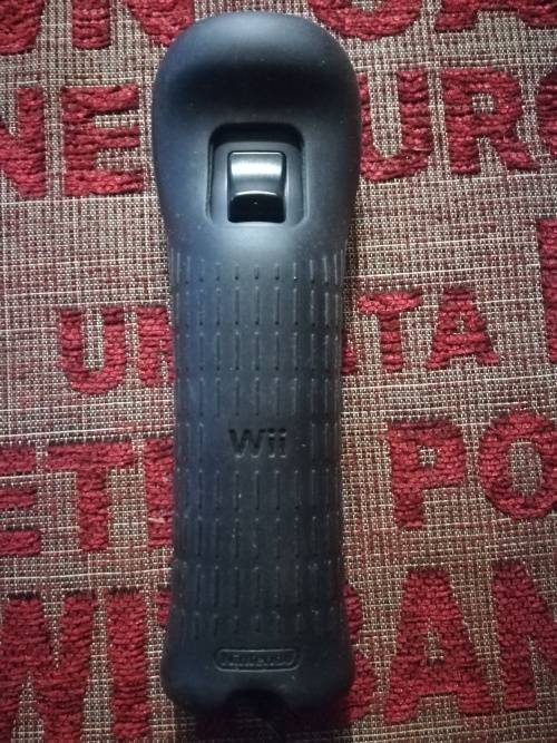 NINTENDO WII CONTROLLER WITH MOTION PLUS