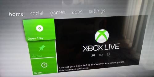 XBOX 360 SLIM CONSOLE