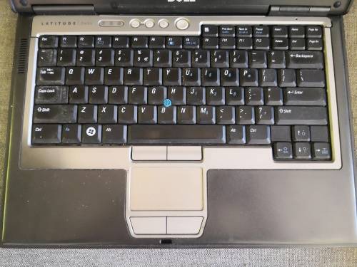 DELL Latitude D630 laptop (for spares/repairs)