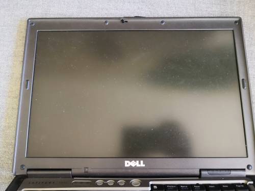 DELL Latitude D630 laptop (for spares/repairs)