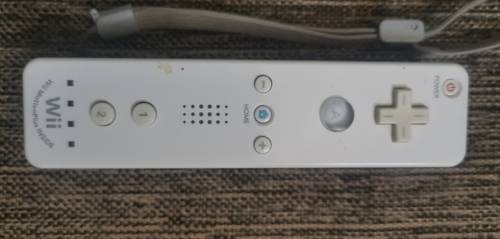 Genuine Nintendo WII Controller with Motion Plus (White)