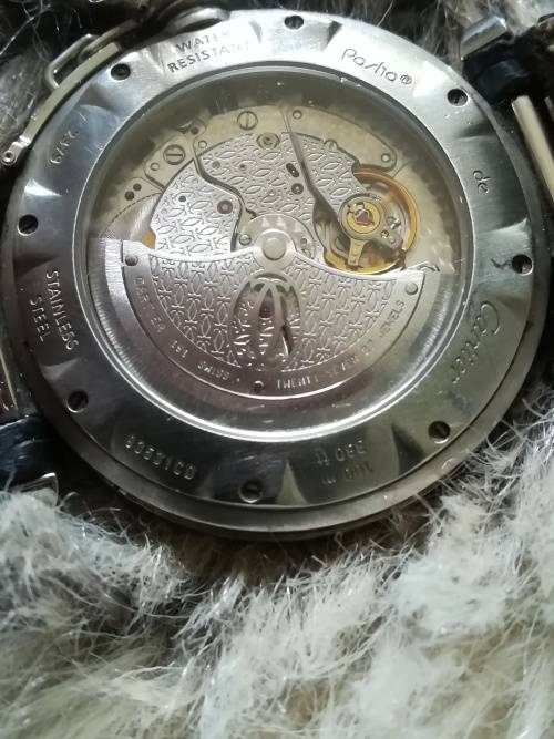 Cartier watch. Excellent condition. Works 100%. Giveaway! Can resell up to R55000.