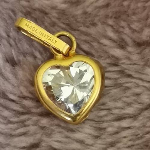Beautiful Gold Pendant!! R1-CRAZY Wednesday Auction!!