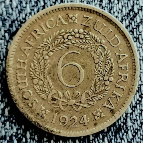 1924 Sixpence!! Rare!! R1-Start! Snap Friday!!