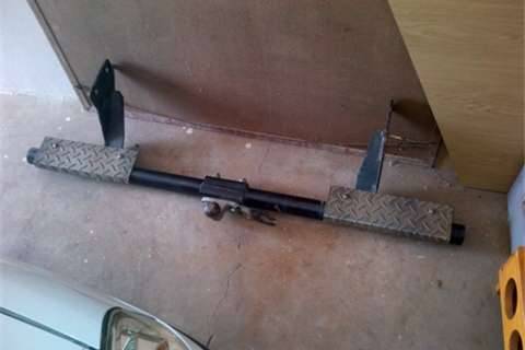 Nissan 1400 towbar