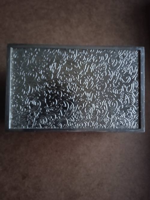 Beautiful solid jewellery box with navy blue velvet interior. Silver Metal alloy