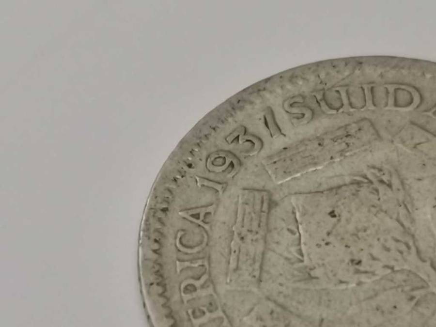 **R1 Auction**  Union 1937 Sixpence ERROR