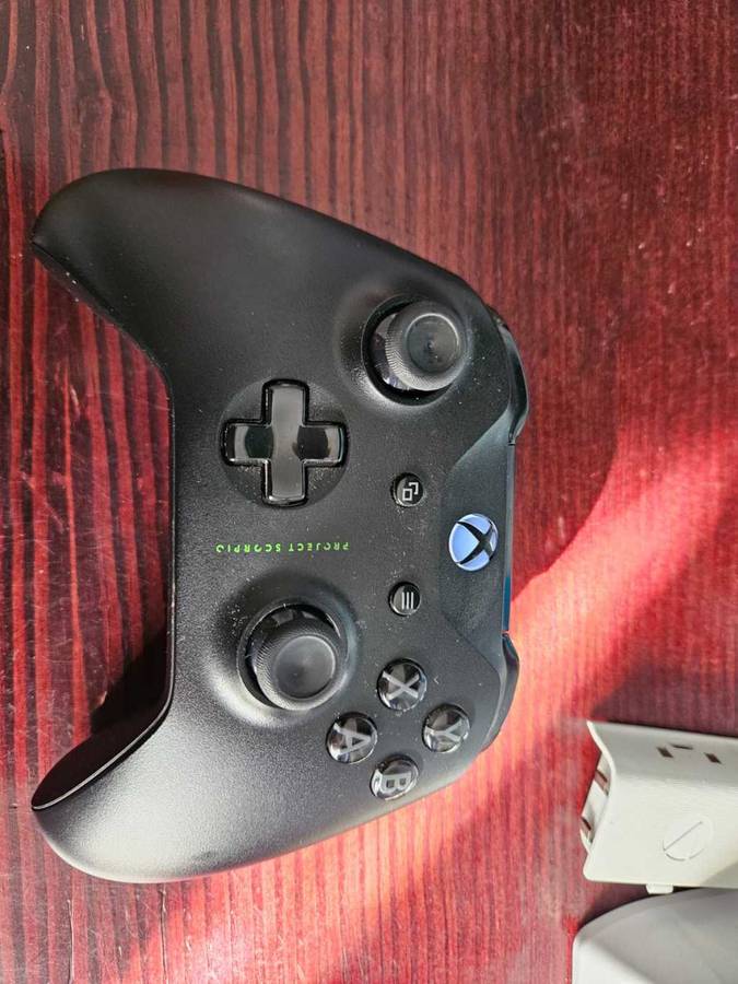 Xbox One X 1TB Limited Edition Console - Project Scorpio Edition 2 Controllers and Charge Dock