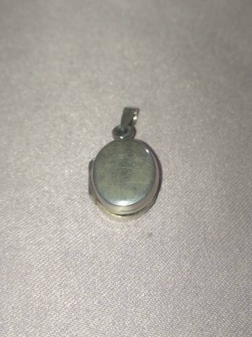 Beautiful 925 Sterling Silver Locket Pendant