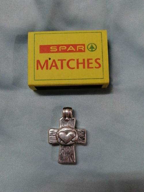 Beautiful 925 Sterling Silver Cross Pendant