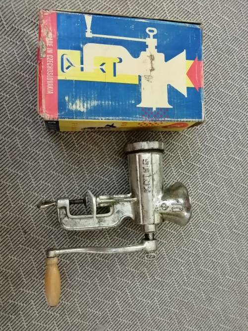 Antique SFINX Meat Grinder No10 with Original box