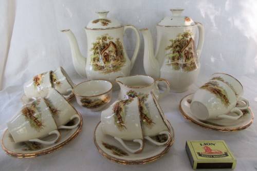 24 PIECE ALFRED MEAKIN COFFEE/TEA SET INCL 2 LARGE POTS~DAMAGE FREE WOW!!