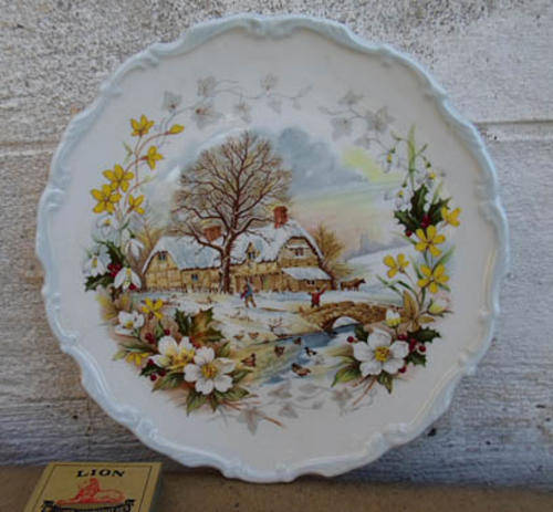 ROYAL ALBERT C1984 VINTAGE~COTTAGE GARDEN SERIES~WINTER