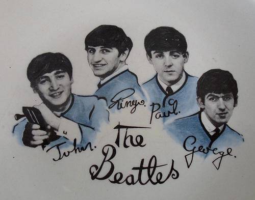 RARE VINTAGE BEATLES MEMORABILIA~SIGNATURES~HAVA L@@K!!!