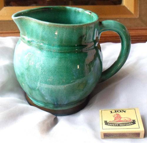 EXCEPTIONAL LARGE VINTAGE LINN WARE JUG~FULLY STAMPED~LIKE NEW VGC