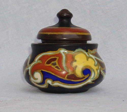 RARE VINTAGE GOUDA INK WELL~NICE BRIGHT COLOURFULL PATTERN~MUSTC