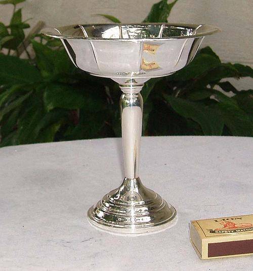 R1 AUCTION~ELEGANT~QUALITY SOLID SILVER~PEDESTAL TAZZA STYLE VASE~BY PRIESNER