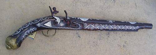 STUNNING ANTIQUE STYLE~ORNAMENTAL PISTOL~WOOD~BRASS~ORNATE INLAY~TRIGGER MOVES~POST SA R37