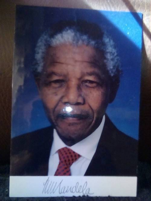 CRAZY ZERO START!!!! $$ All must GO!  - MANDELA AUTHENTIC SIGNATURE AUTOGRAPH PHOTO