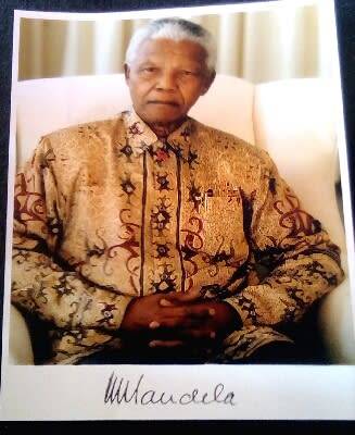 CRAZY ZERO START!!!! $$ All must GO!  - PRINTS!!! COPIES OF MANDELA SIGNATURE PHOTOGRAPHS X3