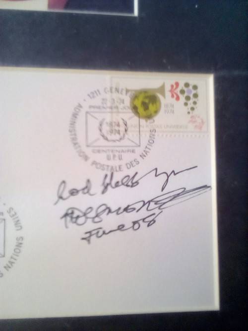 CRAZY ZERO START!!!! $$ All must GO!- CERTIFIED DESMOND TUTU AUTOGRAPH MOUNTED FOR FRAMING