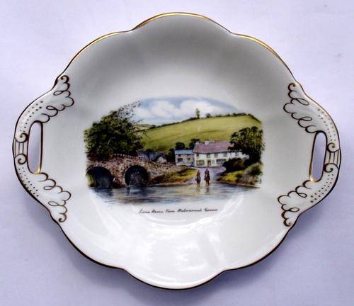 Exquisite COALPORT Bone China DISH / OVAL TRAY (L=19,4cm. W=17cm. D=2,5cm)
