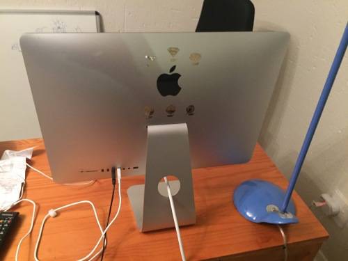 iMac (21.5-inch, Late 2015)