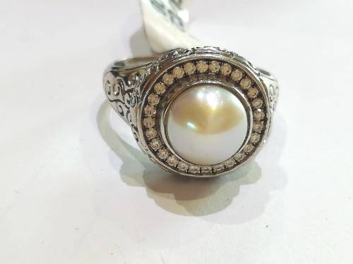 "Stunning" New" Sterling silver ring with freshwater pearl and cubic zirconia stone - Size R