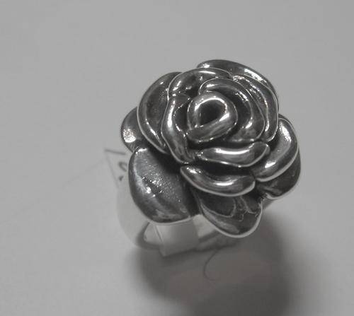 Sterling Silver Ring with Rose Design