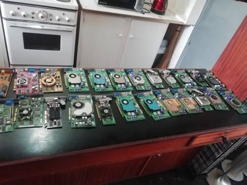 Refurbished Video Graphics Cards (PCI / AGP) / (VGA/DVI)  <  256MB