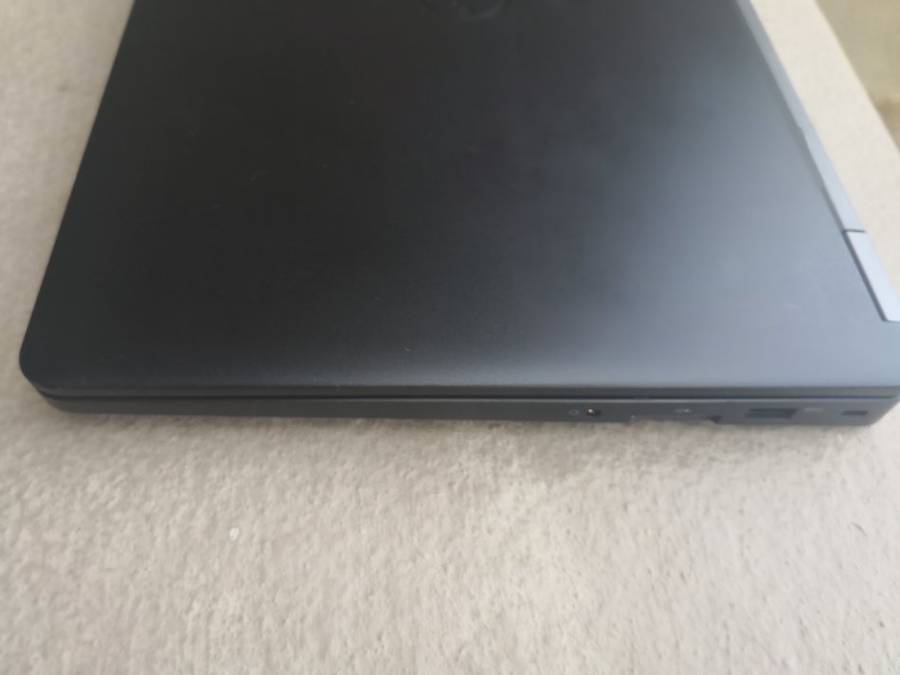 DELL LATITUDE E5470 6TH GEN CORE I7-6600U/14" FULL-HD SCREEN/ 16GB RAM/512SSD/2GB GRAPHICS/WIN 10