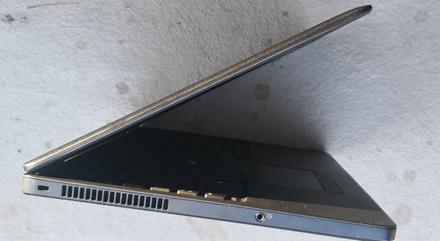 DELL LATITUDE E5550 5TH GEN CORE I5-5200U/15.6 FULL-HD" SCREEN/ 8GB RAM/500GB/WINDOWS 8.1 PRO