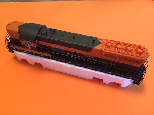 Proto SD 7/9 Great Northern - Shell only