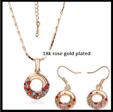 BEYOND STUNNING!!!! 18K ROSE GOLD PLATED NECKLACE AND EARRING SET