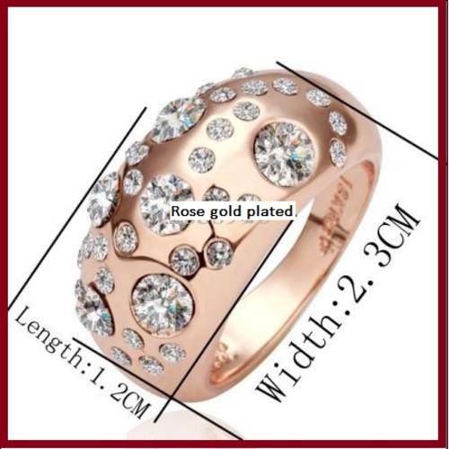 BEYOND STUNNING!!!! 18K ROSE GOLD PLATED RING WITH AUSTRIAN CRYSTALS