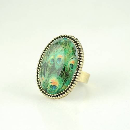 *SPECIAL ON POSTAGE, TODAY ONLY ***R35.00 FIRST ITEM AND NO EXTRA SHIPPING COST**PEACOCK RING**