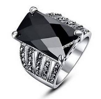 STUNNING JEWELLERY***SPECIAL ON POSTAGE ONLY R35.00 NO EXTRA COST ON ADDITIONAL ITEMS