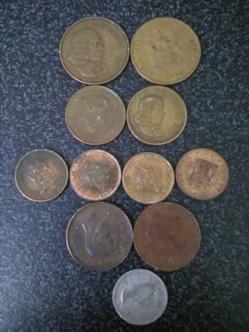 Old SA coins - bid for the LOT