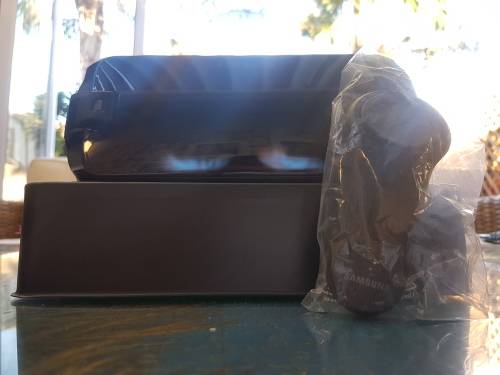 Latest Samsung gear VR with controller