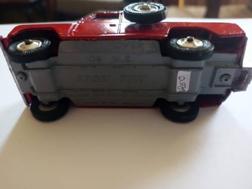 corgi land rover break down