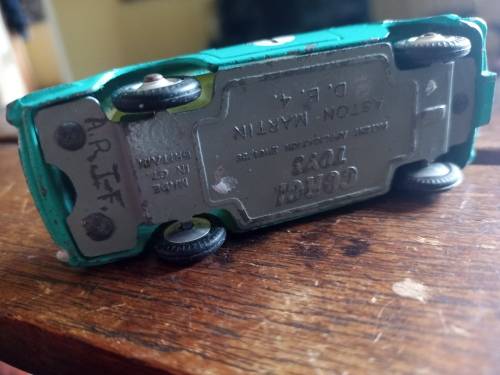 Corgi Aston Martin comp.
