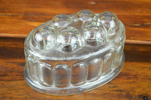 Beautiful vintage jelly mould