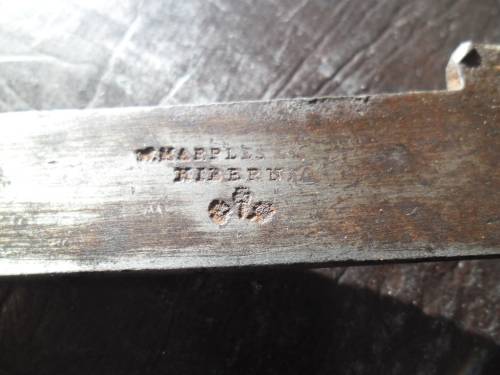 Vintage groove cutting plane