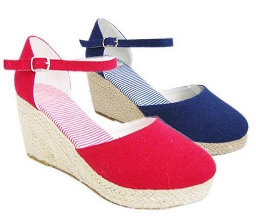 BRAND NEW QUALITY LADIES FASHION SHOES - SIZE 5