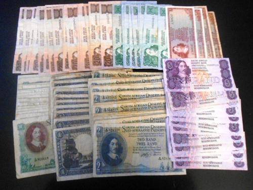 MASSIVE ( 113 Notes ! ) BANKNOTE BUNDLE . STARTING @ R1 FOR THE WHOLE LOT !!!