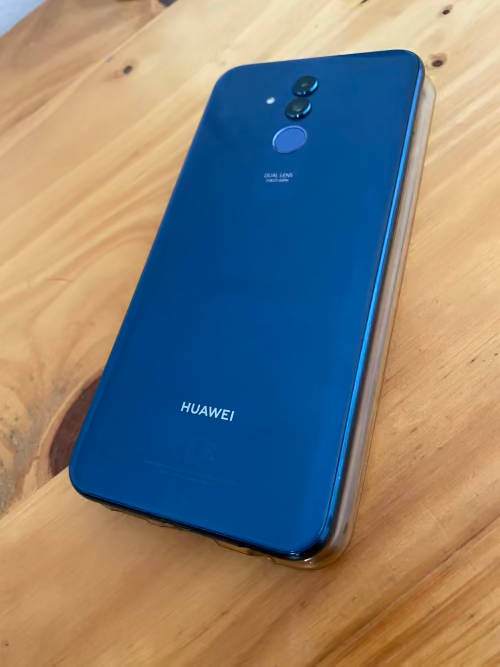 Huawei Mate 20 Lite (used good condition)