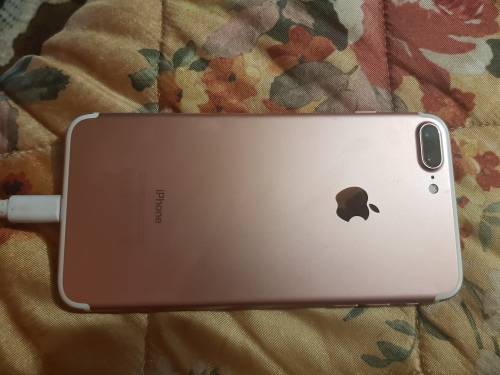 Apple iPhone 7 Plus (Dead for Parts) Box Included
